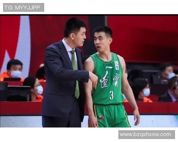 深入探讨北京足球队各队员配合默契程度及战术运用分析 深入探讨北京足球队各队员配合默契程度及战术运用分析