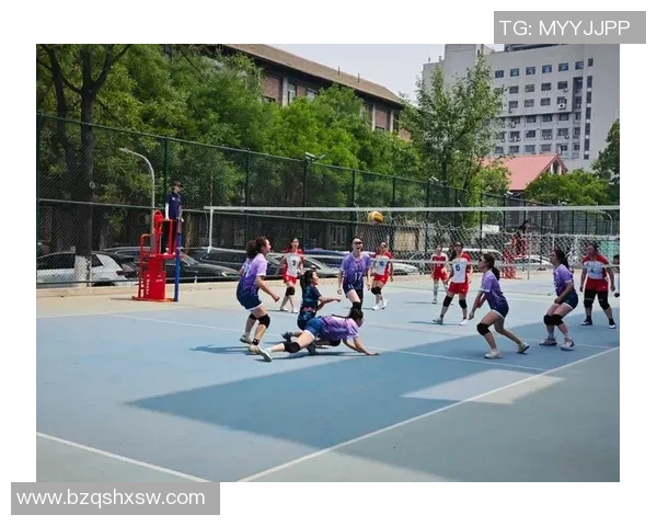 深入分析北京排球队的节奏打法及其战术特点与应用效果 深入分析北京排球队的节奏打法及其战术特点与应用效果