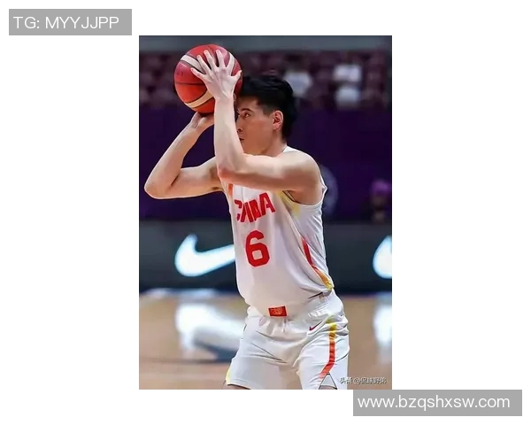 周琦在国际篮球舞台上的崛起与挑战：从青涩新星到顶尖球员的成长之路