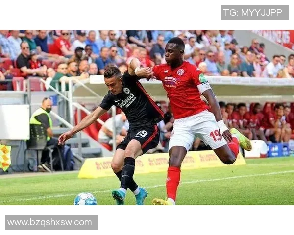 维罗纳与卡利亚里精彩对决直播全程回顾与分析