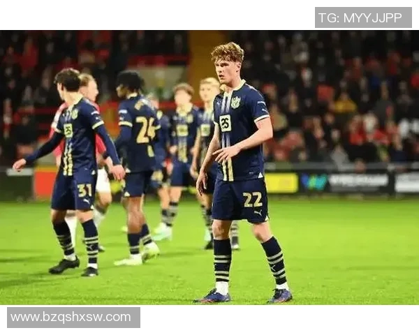 英超焦点战哈德斯菲尔德主场迎战伯恩利争夺关键积分