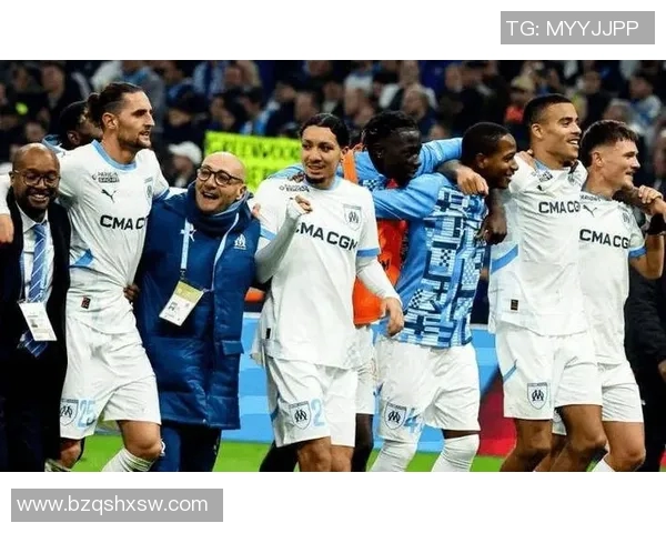 马赛主场迎战斯特拉斯全力争胜展现球队实力与斗志