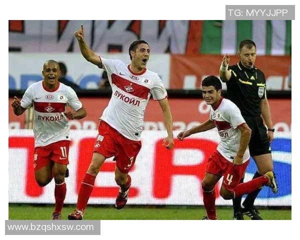 乌拉尔与苏维埃翼的对决分析与战术探讨