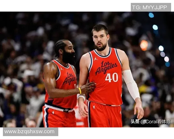 2017年快船与开拓者激战回顾:精彩瞬间与赛季影响分析 2017年快船与开拓者激战回顾:精彩瞬间与赛季影响分析