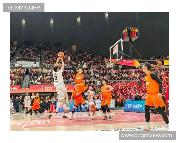 杭州篮球队快攻战术分析与得失总结探讨